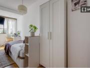 Habitaciones en alquiler en piso de 7 habitaciones en...