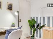 Habitaciones en alquiler en piso de 8 habitaciones en...