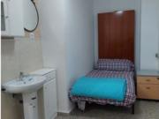 Habitaciones en alquiler en piso de 9 habitaciones en...