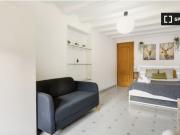 ¡Habitaciones en alquiler en un apartamento de 5...