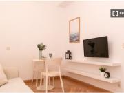 ¡Habitaciones en alquiler en un apartamento de 6...