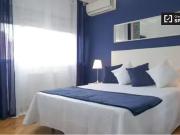 ¡Habitaciones en alquiler en un Piso de 5 habitaciones...