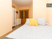 Habitaciones en alquiler en un piso en Camins al Grau,...