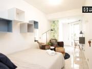 Habitaciones en apartamento de 4 dormitorios en el...