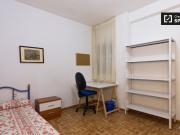 Habitaciones en apartamento de 4 dormitorios en Ronda,...