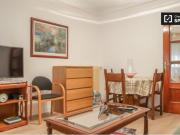 Habitaciones en apartamento de 4 habitaciones en Madrid