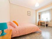 Habitaciones en apartamento de 5 dormitorios en Algirós,...