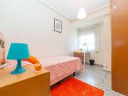 Habitaciones en apartamento de 5 dormitorios en Algirós,...