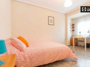 Habitaciones en apartamento de 5 dormitorios en Algirós,...