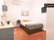 Habitaciones en apartamento de 5 dormitorios en Barcelona