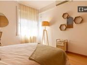 Habitaciones en apartamento de 5 dormitorios en Eixample