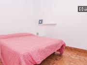 Habitaciones en apartamento de 6 dormitorios en el...