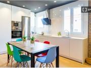 Habitaciones en piso de 5 dormitorios en Valencia
