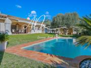 PROPRIETE AVEC TERRAIN PLAIN PIED VUE MER PROCHE DU CENTRE