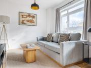 Hackney E8, 2 bed flat to rent, £3,420 pcm | PrimeLocation