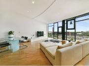 Hackney Wick Huge 1 Bedroom Flat In Penthouse Hackney Wick Huge 1 Bedroom Flat In Penthouse