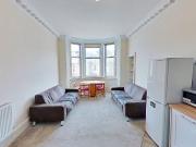 Haddington Place, Edinburgh EH7, 3 bed flat to rent,...