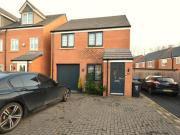 Hadfield Grove, Leigh, 3 Bedroom Detached