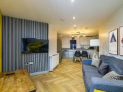 Halifax Place, Nottingham NG1 5 bed flat to rent £695...
