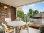 Hall Road, St John's Wood NW8, 3 bed flat to rent,...