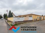 Halle mit Büro und Lagerräumen und Freifläche