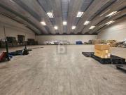 Hallen / Lager / Produktion 3000 m2 Berg bei Wolfsthal