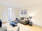 Hamlet Gardens, London W6, 3 bed flat to rent, £5,720...
