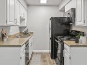 Hampton Park 1 Bed • 1 Bath