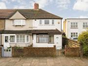 Hampton Road West, Hanworth TW13, 3 bed property to...