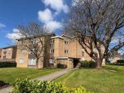 Hangar Ruding, Mallards Court, Watford, 2 Bedroom Flat