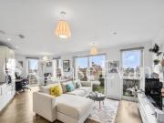 Hannaford Walk, Bromley by bow, 2 Bedroom Flat