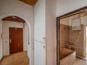 Hannovermarkt* Renovation Opportunity: 3 Room Period...