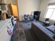 Hanover Square, Leeds LS3, 2 bed flat to rent, £1,049...