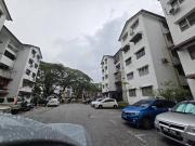 Happy Garden Apartment Flat 1st Floor Kuchai Lama Maju...