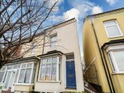 Harborne Park Road, Birmingham, 4 Bedroom End