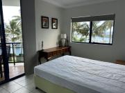 HARBOUR & OCEAN VIEWS GREAT LOCATION LARGE BALCONY SECURITY