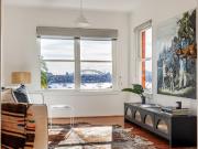 Harbour views / boutique block / lock up garage