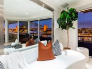Harbourfront Elegance with World Class Panoramas