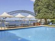 Harbourfront lifestyle in Harbourside Apartments