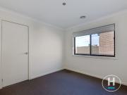 Harcourts Roxburgh Park: 32 Brunswick Crescent,...