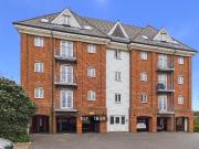 Hardie's Point, Colchester CO2, 2 bed flat to rent,...