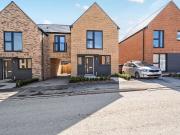 Harebell Way, Winchester, Hampshire SO22, 3 bed end...