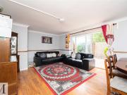 Harlech Gardens, Hounslow