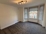 Harlesden Gardens, Harlesden NW10, 3 bed flat to rent,...