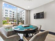 Harlow River Oaks B8