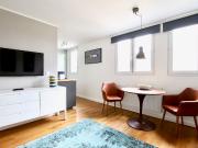 Harmony and Style: Wohnung mit Balkon im Belgischen...