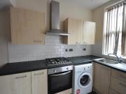 Harold Place, Hyde Park, Leeds LS6, 2 bed terraced house...