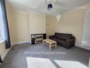 Harold View, Hyde Park, Leeds LS6, 2 bed terraced house...