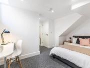 Harold Walk, Leeds LS6, 5 bed semi detached house to...