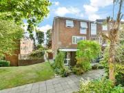 Harrison Close, Reigate, 2 Bedroom Maisonette